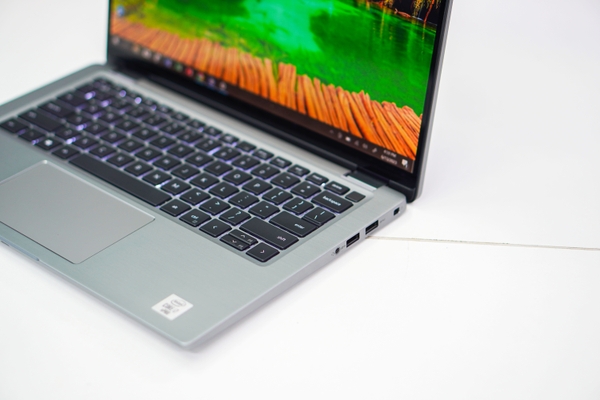 Laptop cũ Dell Latitude 7410 2in1 [Vỏ nhôm] Core i7-10610U | 16GB | 512GB | 14 inch FHD Cảm ứng