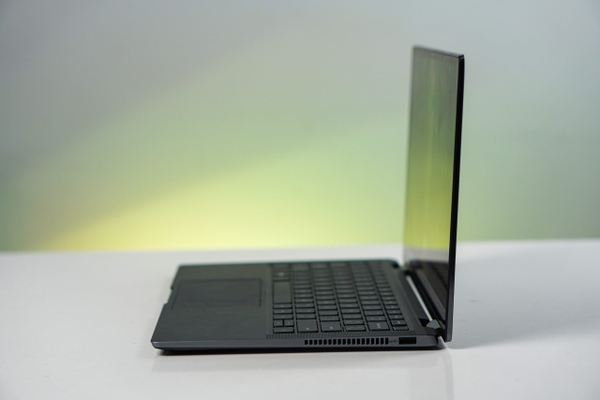 [Like New] Laptop Dell Latitude 9430 2in1 Core i5 1235U | 16GB | 256GB | Iris Xe Graphic | 14 inch QHD+ Cảm ứng