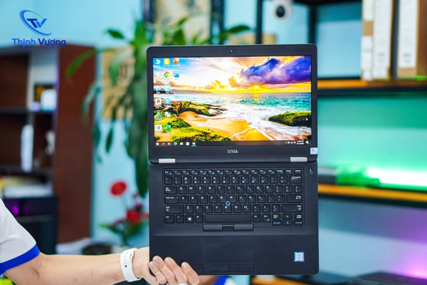 Laptop cũ Dell Latitude 5470 Core i5-6300U | 8GB | 256GB | 14 inch FHD