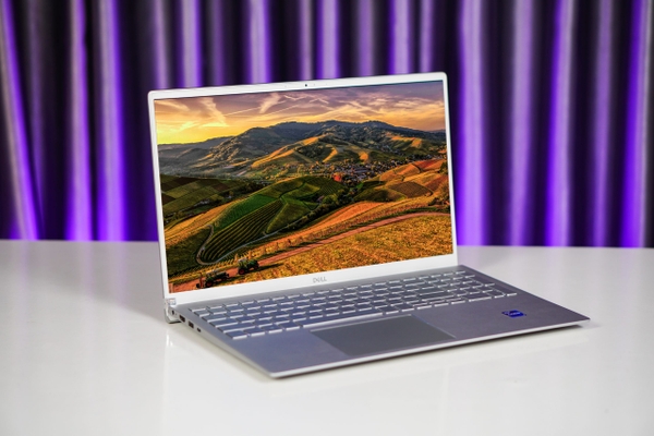 Laptop cũ Dell Inspiron 5502 Core I7-1165G7 | 16GB | 512GB | 15.6 inch FHD