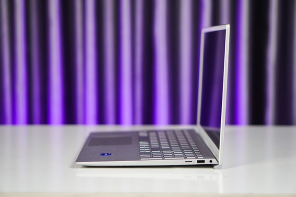 Laptop cũ Dell Inspiron 5502 Core I7-1165G7 | 16GB | 512GB | 15.6 inch FHD