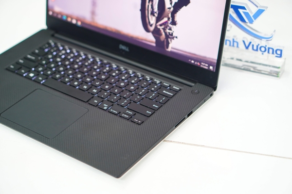 Laptop cũ Dell Precision 5530 Core i7-8850H | 16GB | 512GB | P1000 | 15.6 inch 4K Cảm ứng