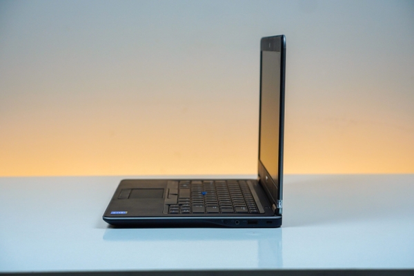 Laptop cũ Dell Latitude E7440 Core i7-4600U | 8GB | 256GB | 14 inch HD