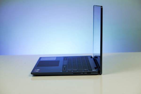 [New 100%] Laptop Dell Inspiron 7445 2in1 2024 Ryzen 7  - 8840HS | 16GB | 1TB | AMD Radeon Graphics | 14 inch FHD+ Touch