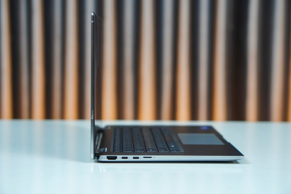 Laptop cũ Dell Latitude 9520 2in1 Core i5-1145G7 | 16GB | 256GB | 15.6 inch FHD Cảm ứng