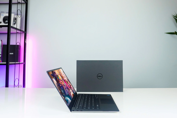 Laptop cũ Dell XPS 9305 Core i5-1135G7 | 8GB | 256GB | 13.3 inch FHD