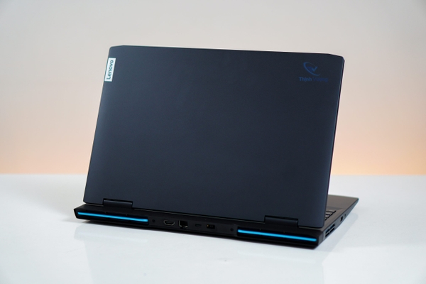 Lenovo Ideapad Gaming 3 Ryzen 5-5600H | 8GB | 256GB | 3050TI | 15.6 inch FHD 120Hz