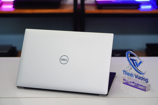 Laptop cũ Dell Precision 5510 Core i7-6820HQ | 8GB | 512GB | M1000M | 15.6 inch FHD