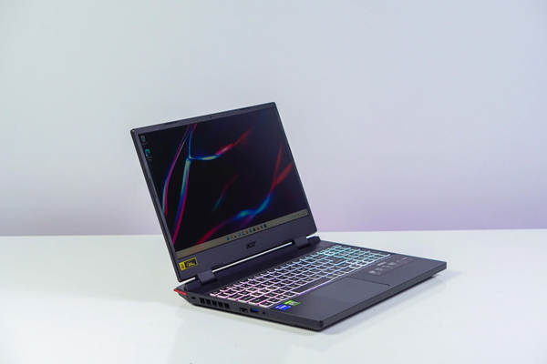 Laptop Gaming cũ Acer Nitro 5 AN515-55 Core i5-10300H | 16GB | 512GB | GTX 1650TI | 15.6 inch FHD