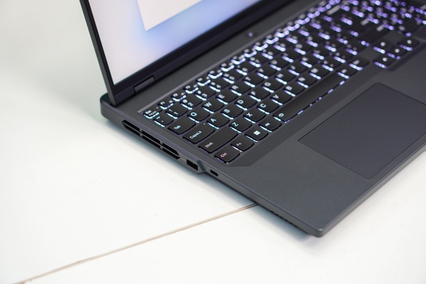 [New 100%] Laptop Lenovo Legion Pro 5 Y9000P Core i7-13700HX | 16GB | 1TB | RTX 4060 | 16 inch 2K 240Hz 100% sRGB
