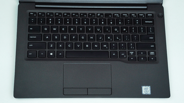 Laptop cũ Dell Latitude 7400 [Vân Carbon] Core i7-8565U | 8GB | 256GB | 14 inch FHD