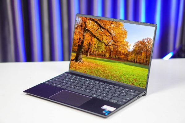 Laptop cũ Dell Vostro 5310 Core i5-11320H | 16GB | 512GB | MX450 | 13.3 inch 2K