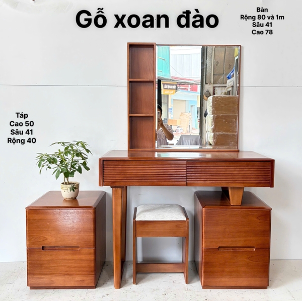 Bàn phấn gỗ xoan đào MS03