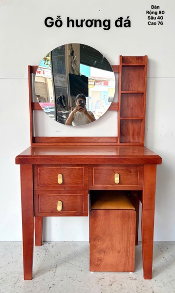 Bàn phấn gỗ hương đá MS08