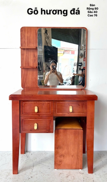 Bàn phấn gỗ hương đá MS02