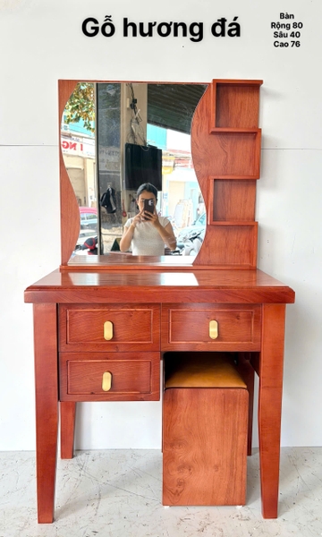 Bàn phấn gỗ hương đá MS14