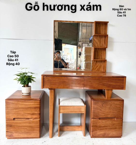 Bàn phấn gỗ hương xám MS10