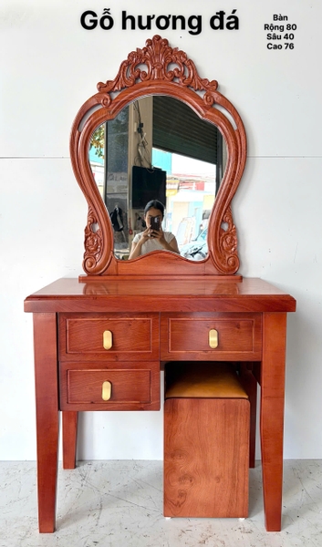Bàn phấn gỗ hương đá MS13