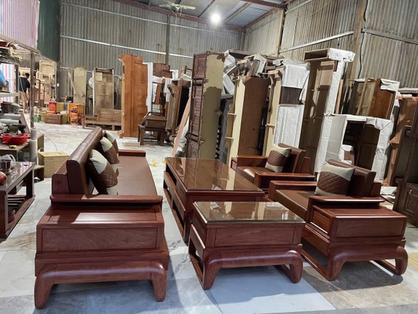 Bộ Gỗ sồi tự nhiên lau óc  đệm ra cleo cao cấp ngồi mang lại sự thoải mái ko lún KT Ghế dài ms310 ms 310 2m50 sâu 75 ghế con 125 sâu 75 bàn to 70 *1m40 bàn kẹp 50 *70 đôn 50 *1m10