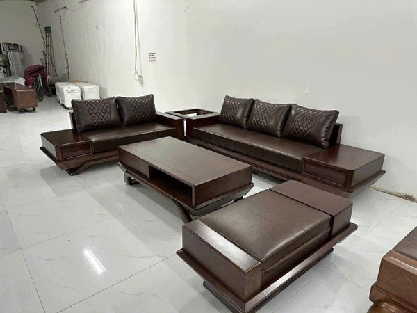 Bộ ghế sofa gỗ sồi tự nhiên ghế 2m50 *1m80 sâu 75 cm bàn 70 *1m4 đôn 50 *1m bàn kẹp 65 cm * 65 cm MS 403