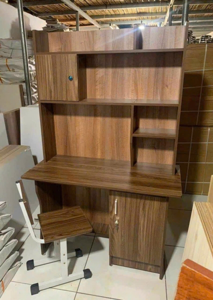 Bàn học hàng công nghiệp Ms 424