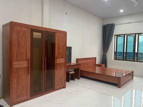 Combo giường tủ gỗ hương đá phủ vơnia MS 447