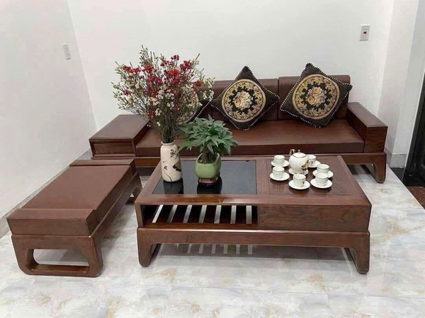 Bộ ghế sofa gỗ sồi tự nhiên  văng 2m40 đôn 1m bàn 65 cm * 1m3 MS 404
