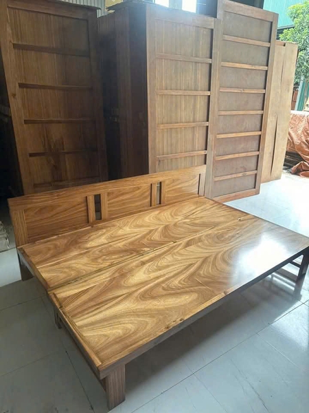 Giường gấp thành ghế gỗ hương xám MS 453