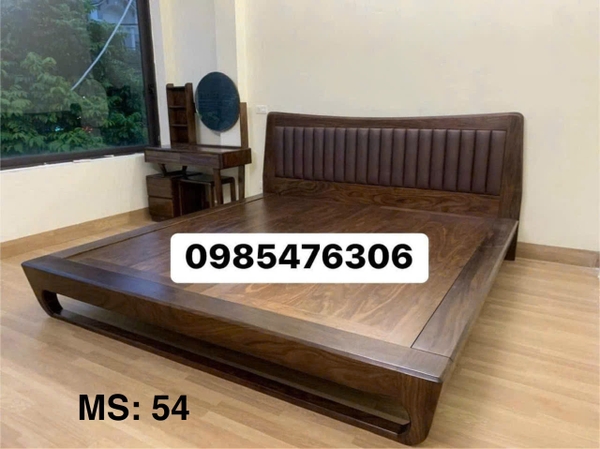 giường chân quỳ gỗ vơ nia óc chó MS54