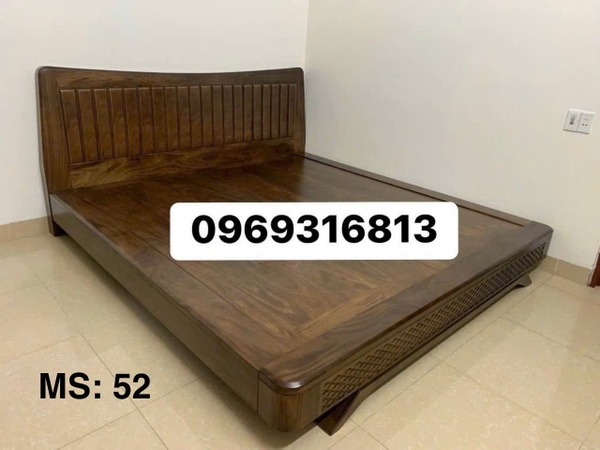 Giường thuyền gỗ óc chó phủ vơ nia MS52