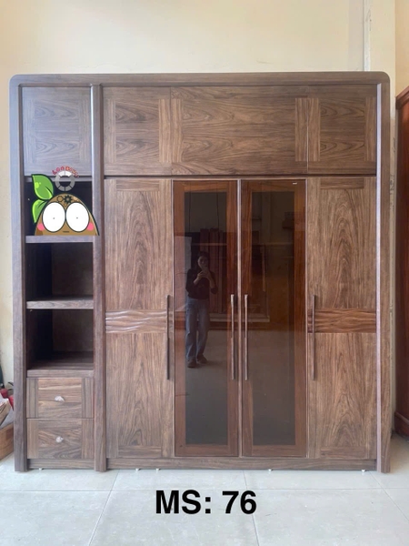 Tủ hương xám phủ vơ nia sơn màu óc chó kết hợp cánh kính MS76