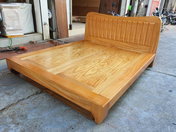 Giường chân quỳ gỗ gõ phủ nơ nia MS133