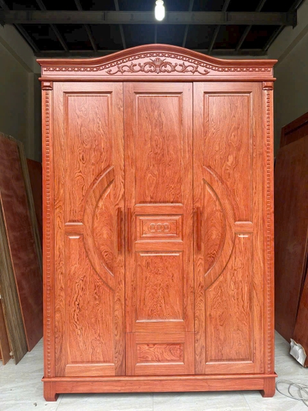 Tủ gỗ 3 cánh cong MS124