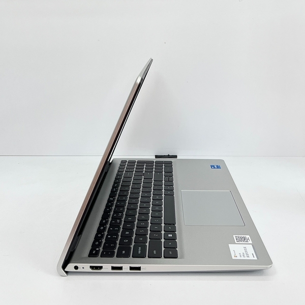 Laptop Dell Inspiron 15 3511 (Intel Core i5.1135G7/16Gb DDR4/ SSD 512GB/15.6inch FHD/Bạc)