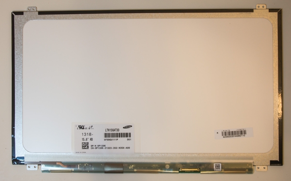 Màn hình 15.6'' LED dày