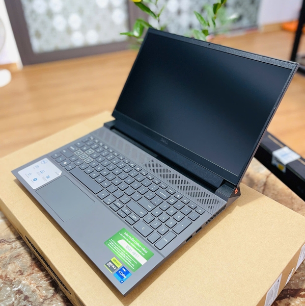 Laptop Dell Gaming G15 5530 (Intel Core i5.13450HX/16GB RAM /SSD 512GB/Nvidia GeForce RTX3050/15.6inchFHD/Win11/Màu Xám)