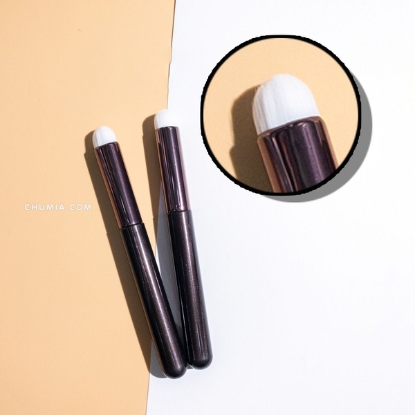 Cọ môi đầu tròn loại 1 (có nắp)