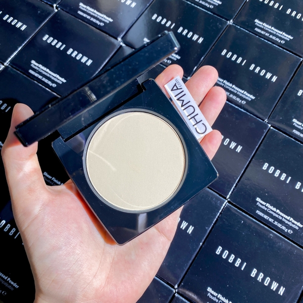Phấn phủ BOBBI BROWN sheer finish 10g - pale yellow (phủ nén)