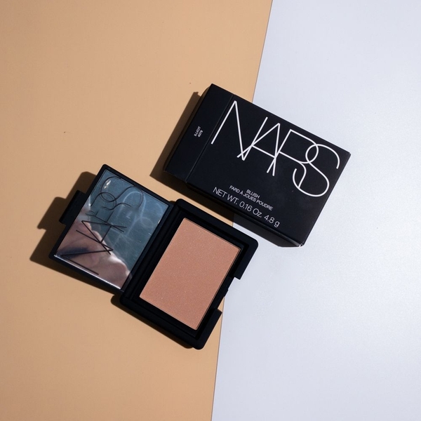 Má hồng NARS blush - illicit
