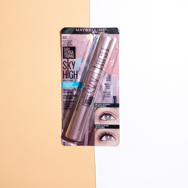 Mascara MAYBELLINE sky high - very black