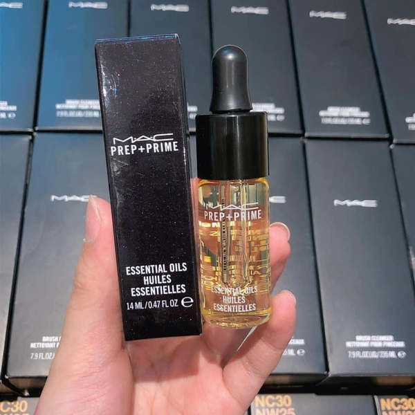 Kem lót MAC prep+prime essential oils 14ml
