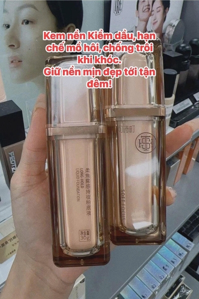 Kem nền KESRTOW long-hold liquid 30gr*2 (set 2chai sáng+tối)