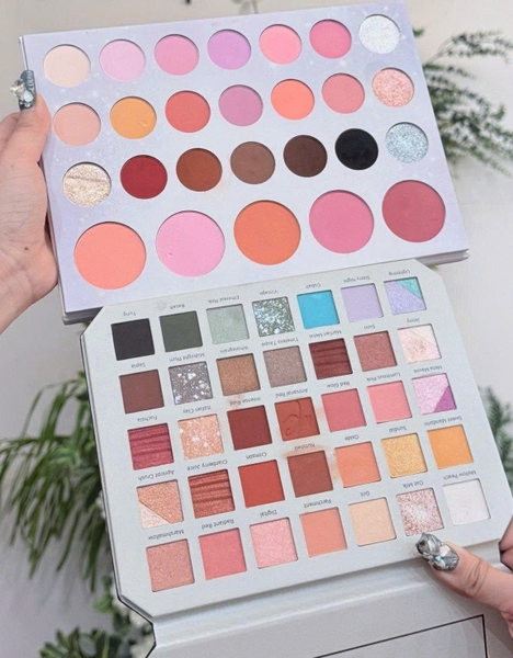 Má hồng MC make color luminous elegance 26 ô (tặng phấn mắt)