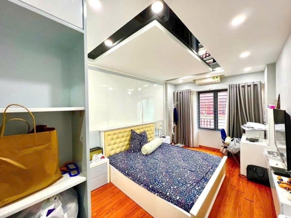 NHÀ PHÂN LÔ PHÙNG TRÍ KIÊN-CẦU GIẤY