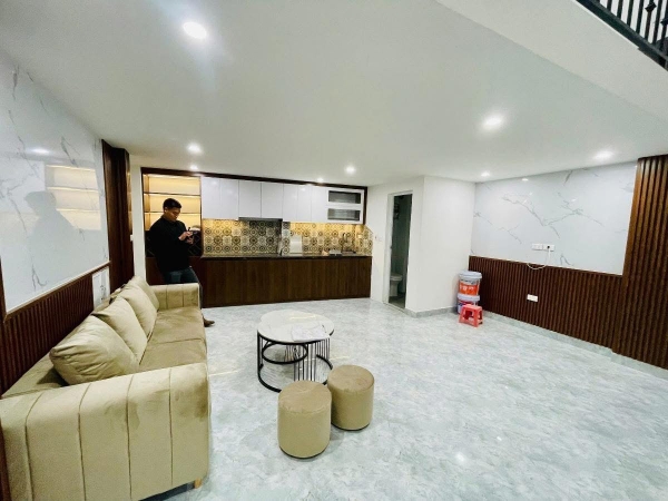 NHÀ PHÂN LÔ NGUYỄN PHONG SẮC-CẦU GIẤY