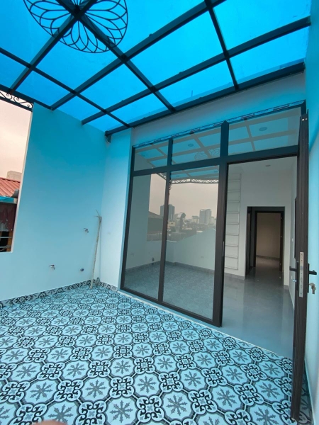 NHÀ PHÂN LÔ TRẦN QUỐC HOÀN-CẦU GIẤY
