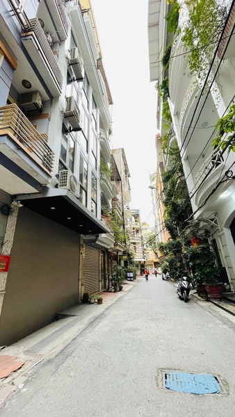 NHÀ MẶT PHỐ HOÀNG QUỐC VIỆT