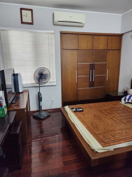 NHÀ MẶT NGÕ 260 CẦU GIẤY