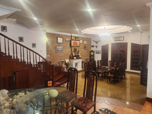 NHÀ PHÂN  LÔ NGÕ 31 DỊCH VỌNG