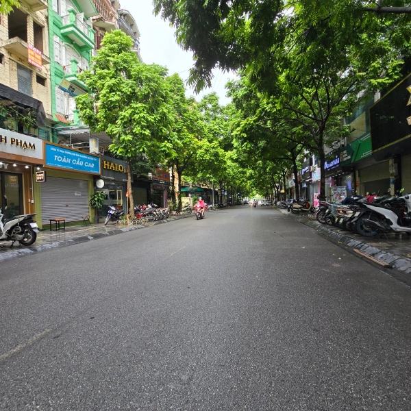 NHÀ MẶT NGÕ NGUYỄN VĂN HUYÊN